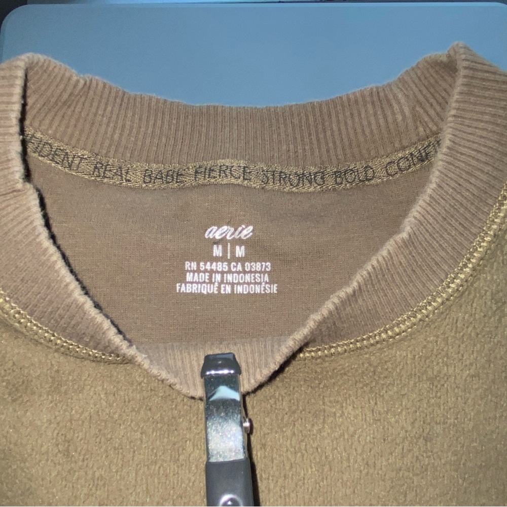 Aerie Oversized Cozy Fleece Olive Green with Side Slits Sweater - Picture 8 of 10